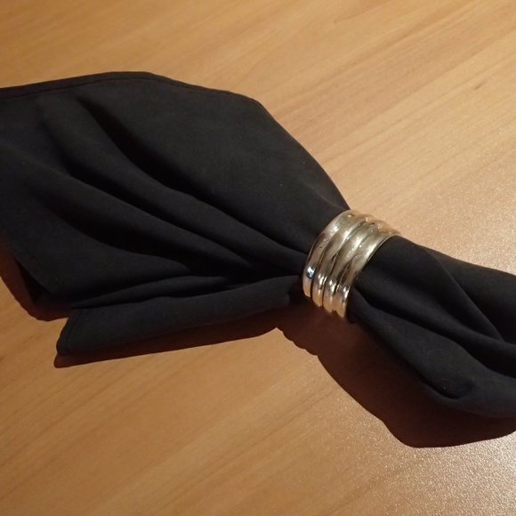 Set of 4 silver plated napkin rings - Picture 2 of 3